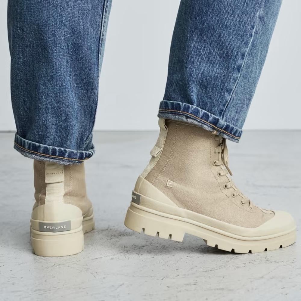 Everlane tan combat boots! *NEW*